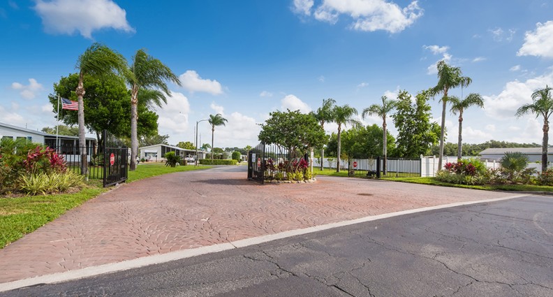 Crystal Lake - Zephyrhills